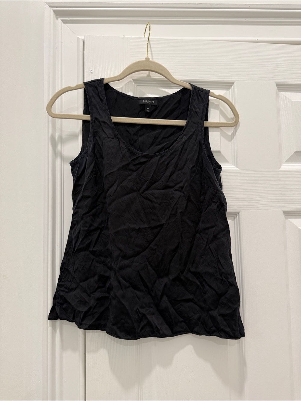 Talbots Black Sleeveless Scoop Neck Tank Top; 100% silk
